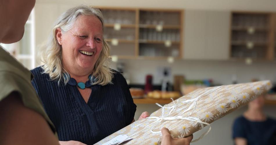 Frau Wright tritt in den wohlverdienten Ruhestand